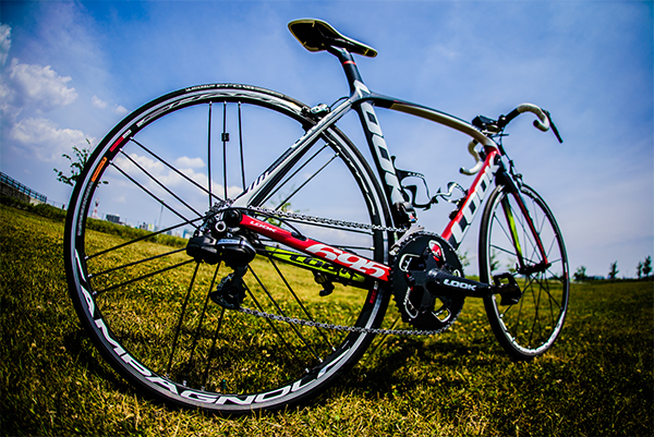 LOOK695のポジション調整: ロードバイクと一眼レフ