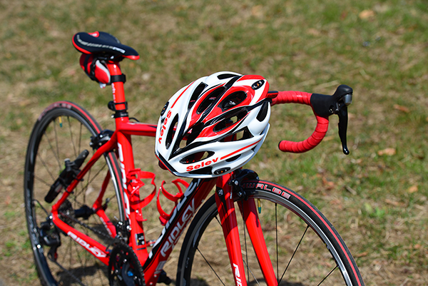 RIDLEY FENIX 1303D: ロードバイクと一眼レフ