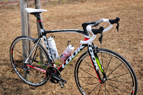 LOOK695 + SHAMAL ULTRA(2013): ロードバイクと一眼レフ LOOK695 + SHAMAL ULTRA(2013): ロードバイクと一眼レフ