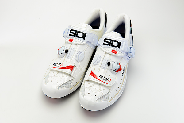 SIDI ERGO3 CARBON VERNICE: ロードバイクと一眼レフ